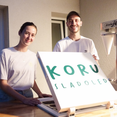 Potopisno predavanje Edine in Jana (Live 2 Quest)